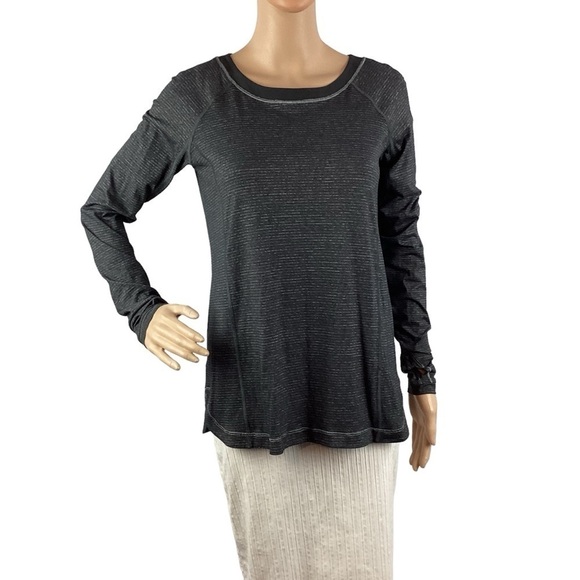 Lululemon Turn It Up Long Sleeve Top Size 8 Black - Picture 1 of 6
